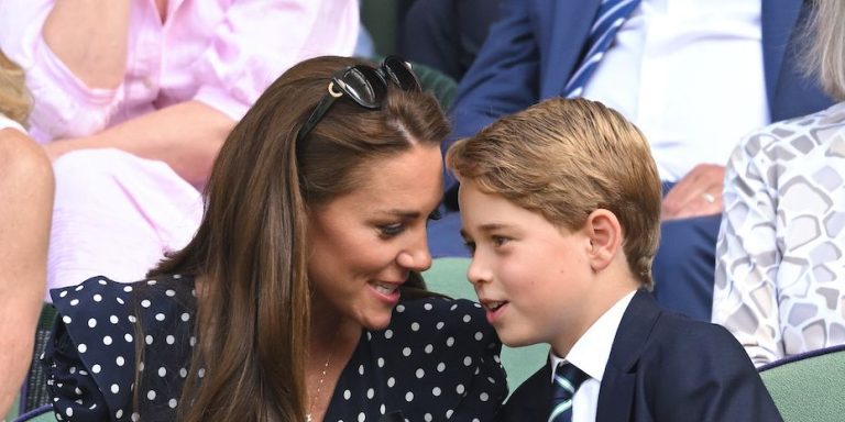 La règle royale stricte que Kate Middleton a dû suivre lorsqu’elle a donné naissance à Prince George