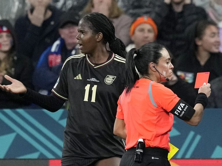 La Jamaïque tient la France en échec 0-0 dans un surprenant match d’ouverture de la Coupe du monde féminine