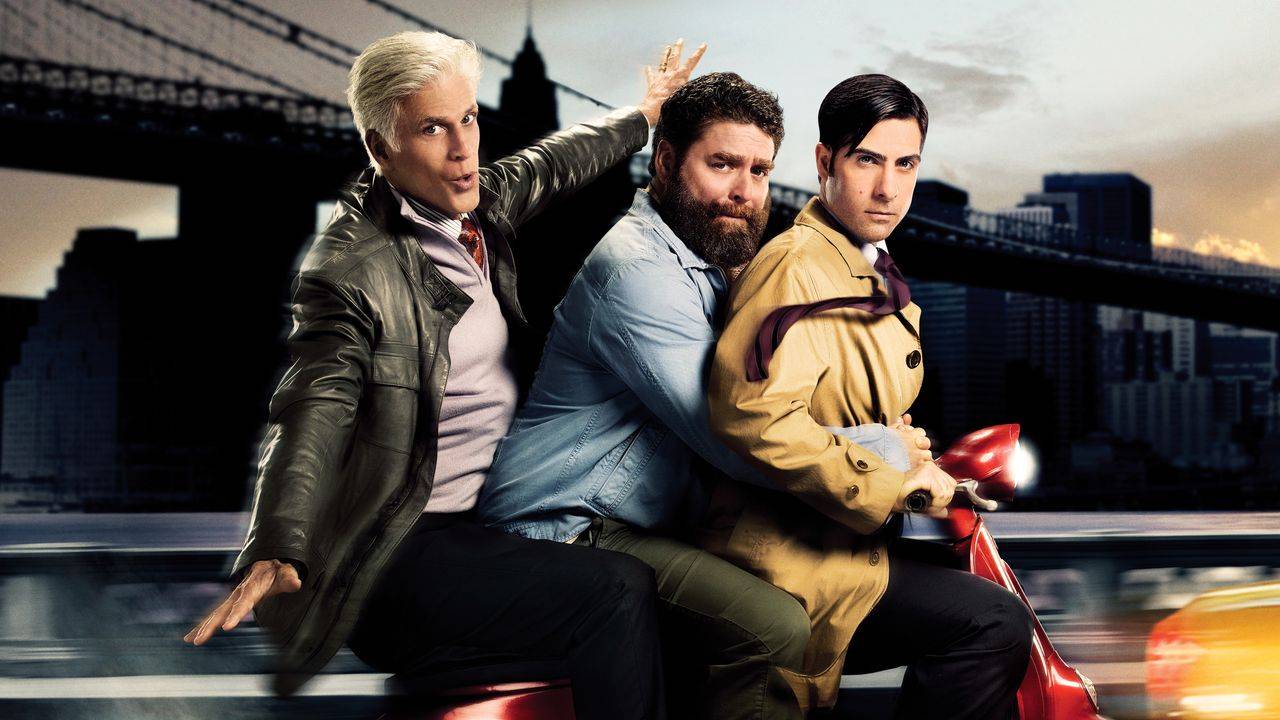 (De gauche à droite) Ted Danson, Zach Galifianakis et Jason Schwartzman conduisent un cyclomoteur dans Bored To Death