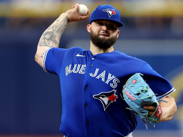 Alek Manoah de retour aux Blue Jays pour le départ à Detroit vendredi