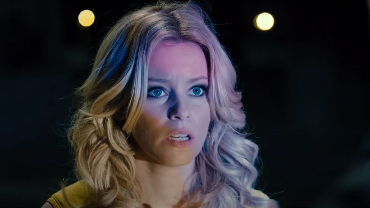 Elizabeth Banks in the yellow dress Walk of Shame trailer.