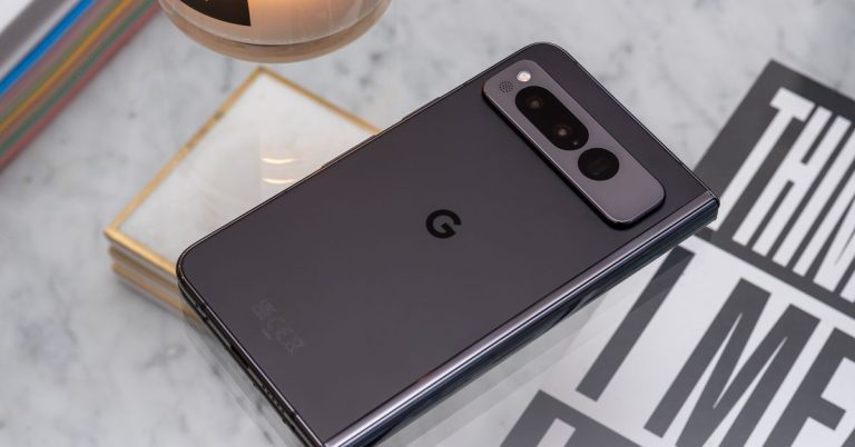 Google retarde sa première puce Pixel vraiment personnalisée jusqu’en 2025