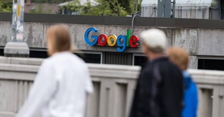 Google testerait un outil d’IA capable de générer des articles de presse