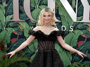 Dylan Mulvaney arrive à la 76e cérémonie annuelle des Tony Awards le dimanche 11 juin 2023 au United Palace Theatre de New York.