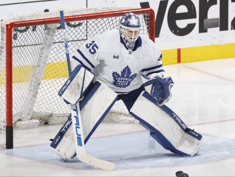 « Je ne sais vraiment pas ce qui va se passer »: l’agent d’Ilya Samsonov parle d’un arbitrage imminent avec les Maple Leafs