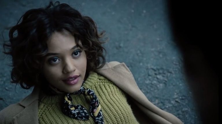 Kiersey Clemons de The Flash partage ce qui était plus « humiliant » de son temps en tant qu'Iris West que d'être coupée de la Justice League
