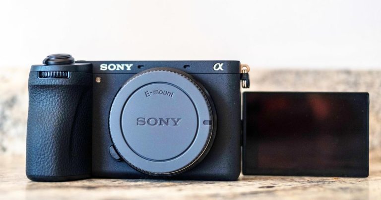 L’A6700 de 26 mégapixels de Sony est son nouvel appareil photo sans miroir APS-C phare