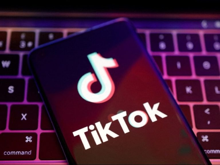 La diatribe sur l’identité de genre de papa recueille des millions de vues sur TikTok