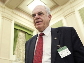 Konrad von Finckenstein, alors président du CRTC, en 2011.