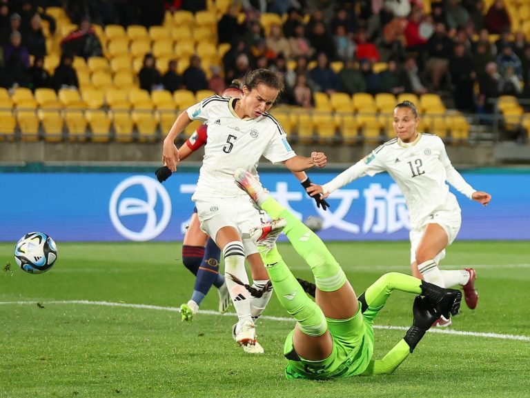 Le but contre son camp, l’attaque espagnole, détourne l’attention du Costa Rica lors de la défaite à la Coupe du monde féminine