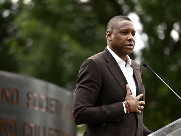 Le président des Raptors, Masai Ujiri, parmi les membres de l’Ordre du Canada