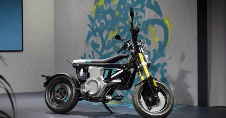 Le scooter électrique CE 02 de BMW vise la mobilité urbaine