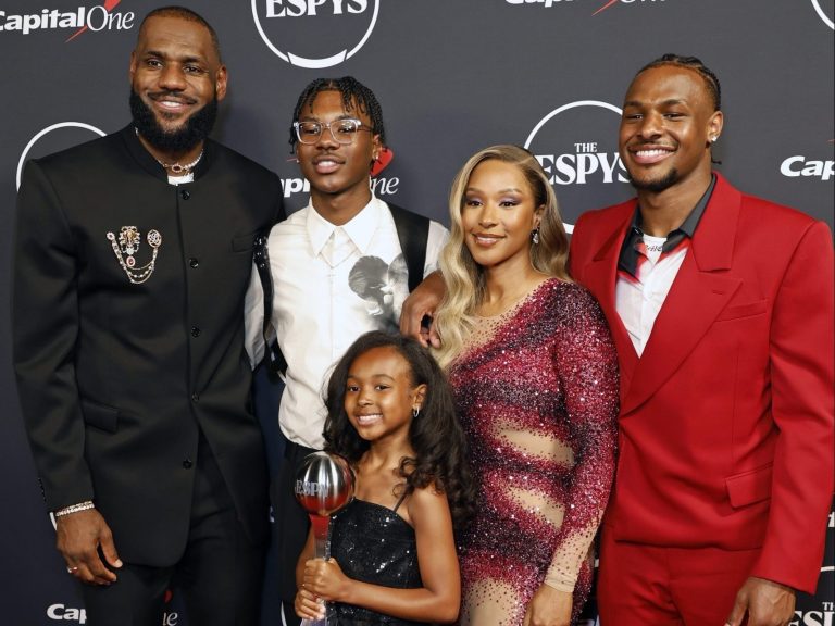 LeBron James dit aux ESPY qu’il jouera pour les Lakers la saison prochaine