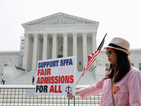 Manifestation d'action positive devant la Cour suprême des États-Unis