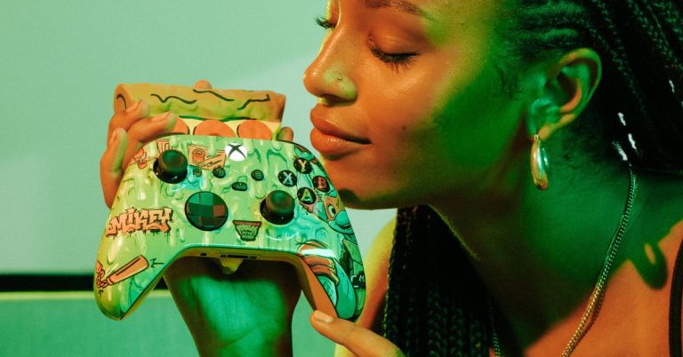 Microsoft crée une nouvelle manette Xbox parfumée à la pizza pour les joueurs exigeants
