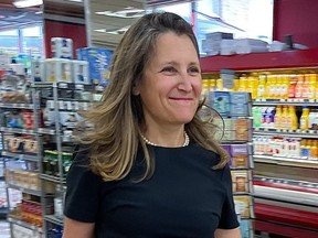 Chrystia Freeland chez Rabba Fine Foods.