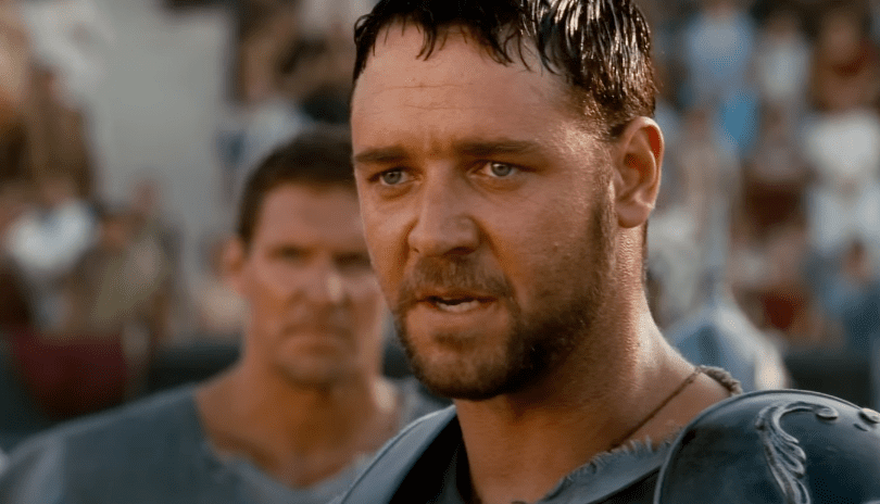 Russell Crowe a une drôle de réaction à Gladiator 2, un film dans lequel il n'est même pas
