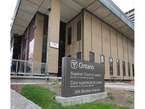 L'extérieur de la Cour supérieure de justice du centre-ville de Windsor est présenté le 22 avril 2021.