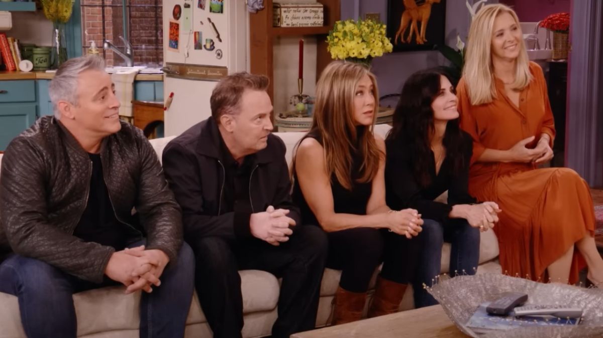 Matthew Perry, Matt LeBlanc, Jennifer Aniston, Courteney Cox and Lisa Kudrow on Friends: The Reunion.