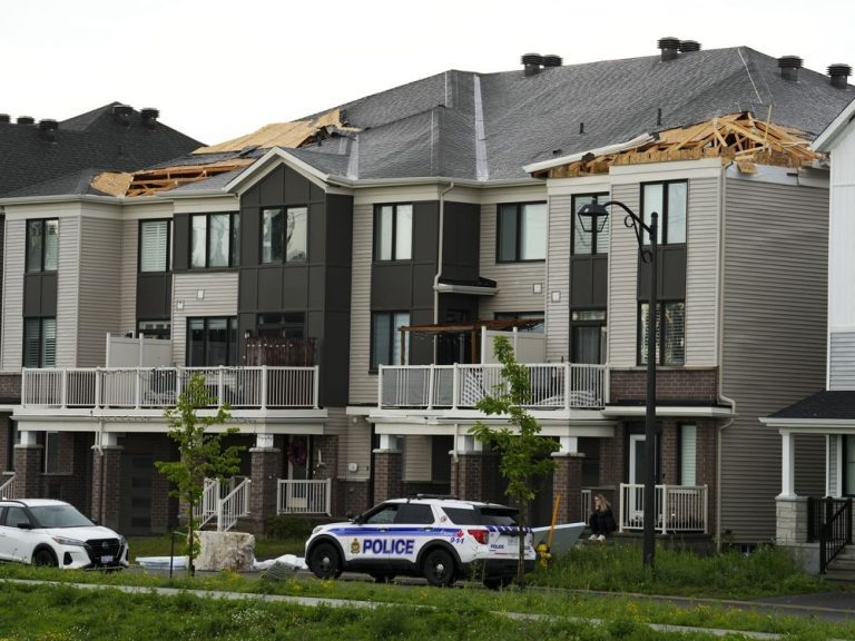 Une tornade s’est abattue au nord de Montréal, pas de blessés ni de dégâts : Environnement Canada