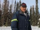 Wilbert Antoine a dû être transporté par avion à Yellowknife pour des soins médicaux après qu'un chien l'ait attaqué.