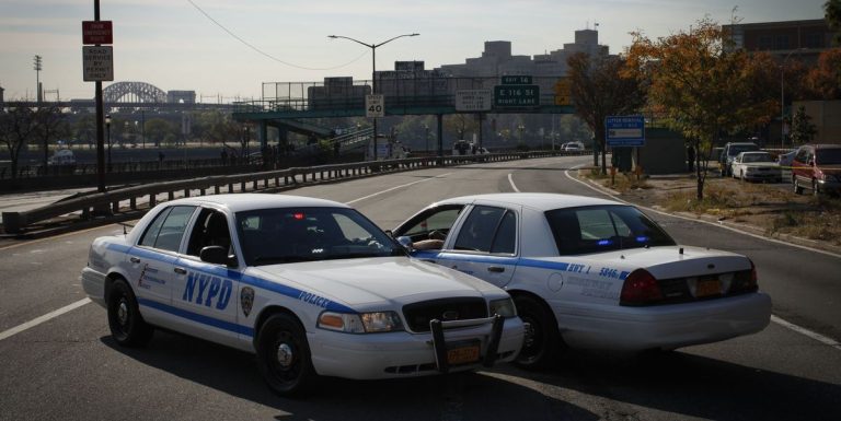 Une voiture de police poursuit jusqu’à 600% à New York, les blessures de poursuite augmentent à Los Angeles