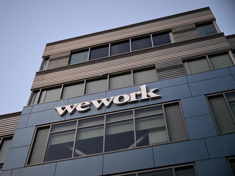 Le « doute substantiel » de WeWork sur son avenir marque une chute vertigineuse