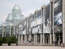 26 JUILLET 2023 La National Gallery a une nouvelle installation à l'extérieur appelée 