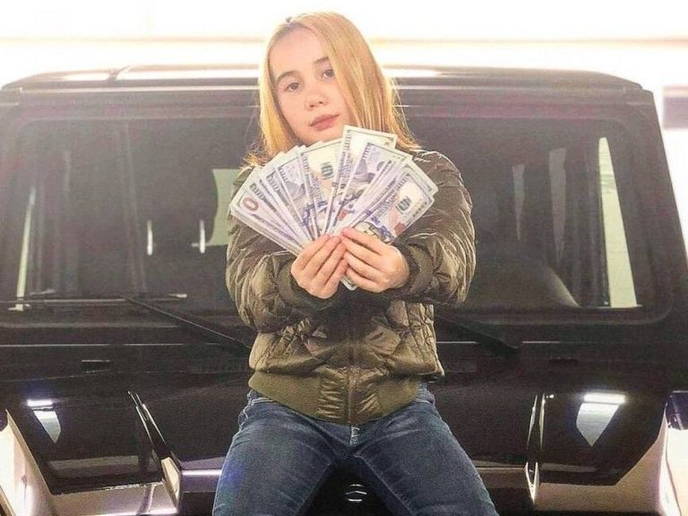 Le rappeur des médias sociaux et ancien Vancouvérois Lil Tay n’est pas mort mais son compte Instagram a été piraté, rapporte TMZ