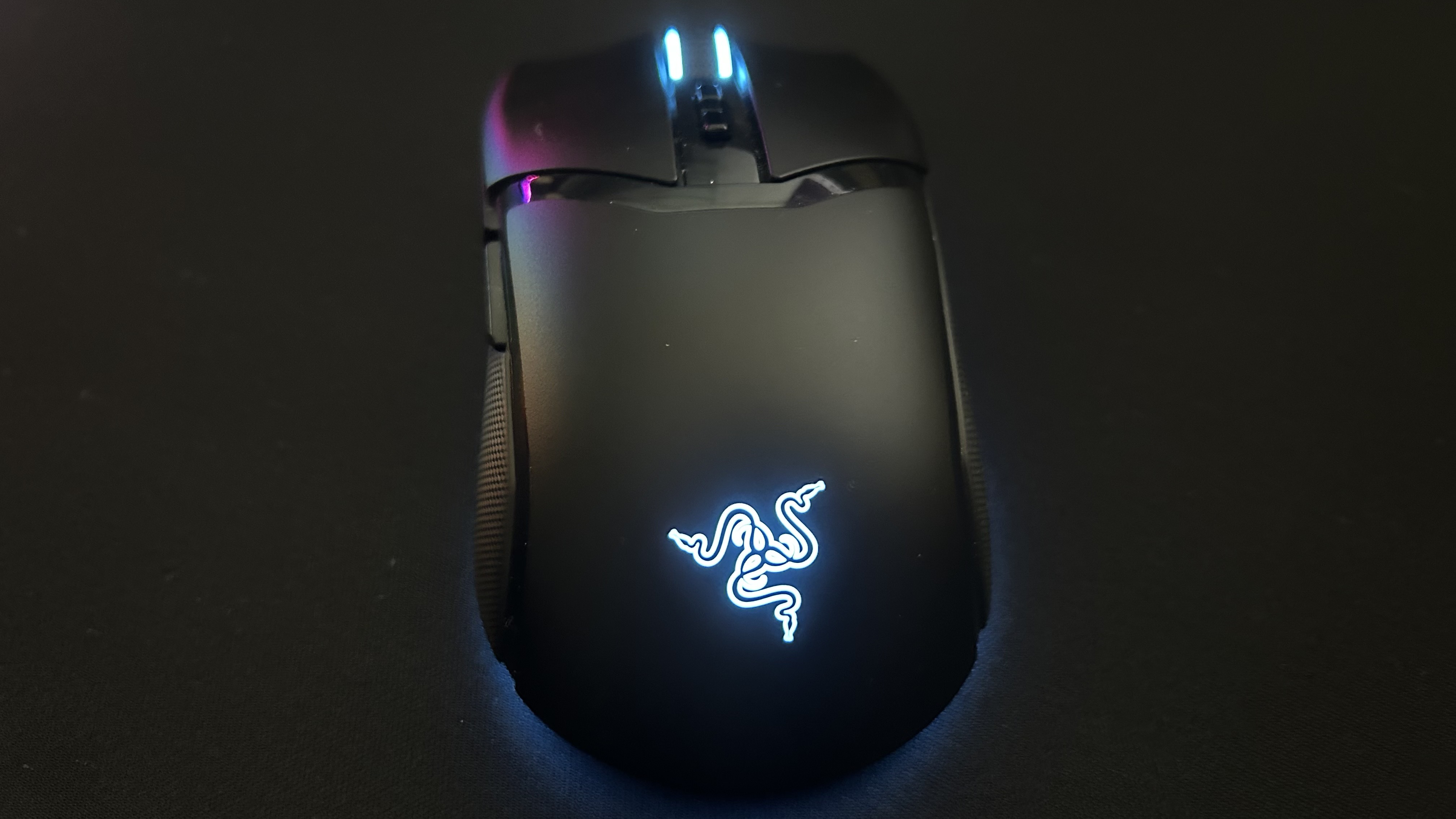 Logo arrière Razer Cobra Pro