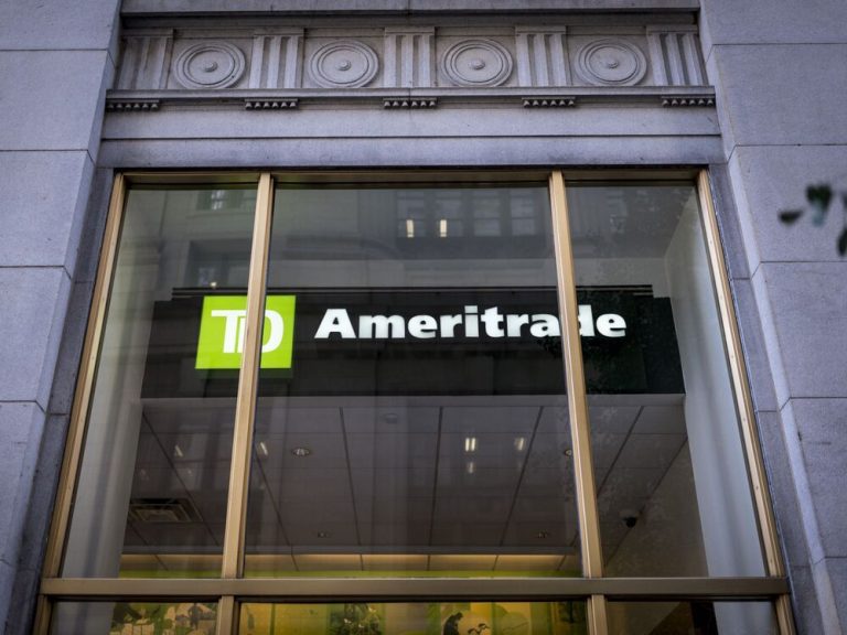 L’intégration de TD Ameritrade stimule l’attrition du commerce de détail et du conseil : Charles Schwab