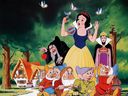 Blanche-Neige, nains, Evil Queen et vieille sorcière à la pomme.