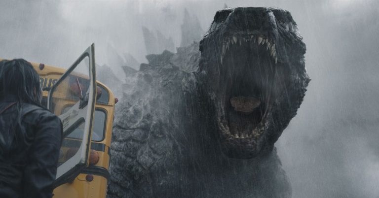 L'émission Godzilla d'Apple TV inclura Kurt et Wyatt Russell jouant le même personnage 
