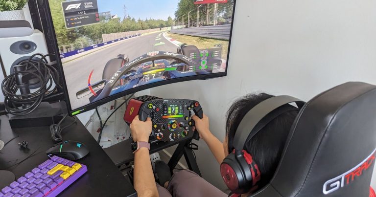 Test du simulateur Thrustmaster T818 Ferrari SF1000 : le volant ultime pour les fans de Ferrari F1
