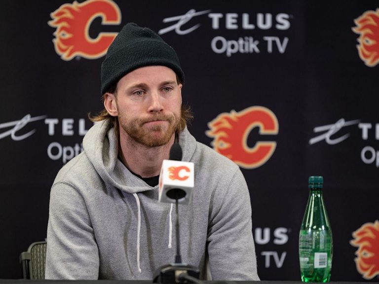 Cinq grandes intrigues à l’approche du camp d’entraînement des Flames de Calgary