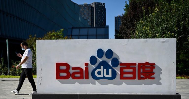 Baidu ouvre au public son IA générative ERNIE