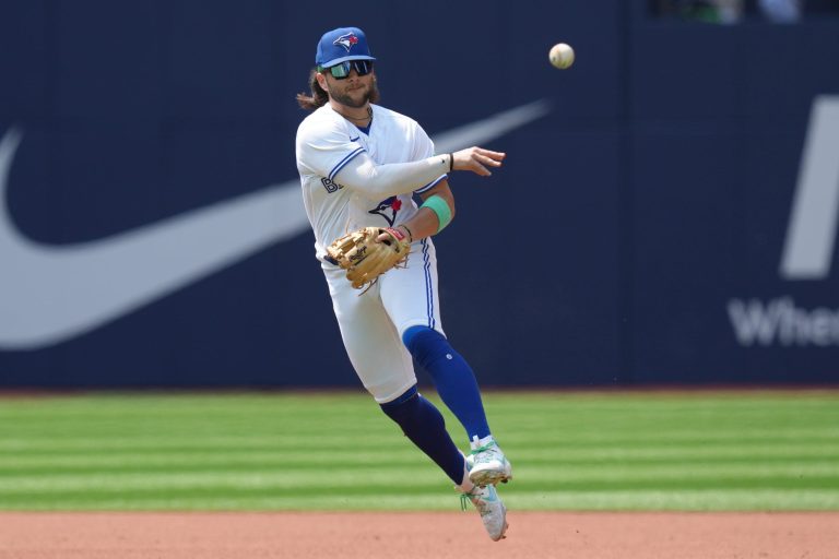 Bo Bichette quitte le match des Blue Jays sur blessure