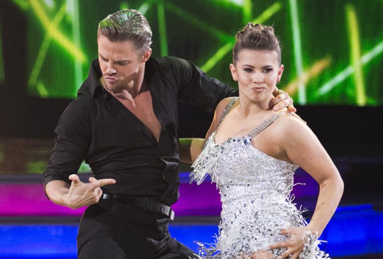 Derek Hough de Dancing With the Stars présente la saison des gagnants de DWTS – TVLine