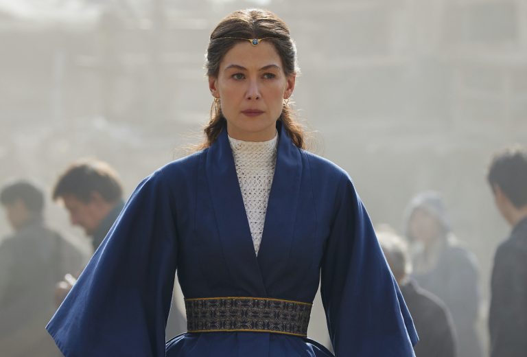 Interview de Rosamund Pike — Moiraine – TVLine