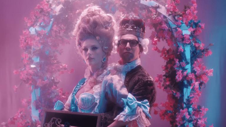 Taylor Swift and Jack Antonoff in Bejeweled music video