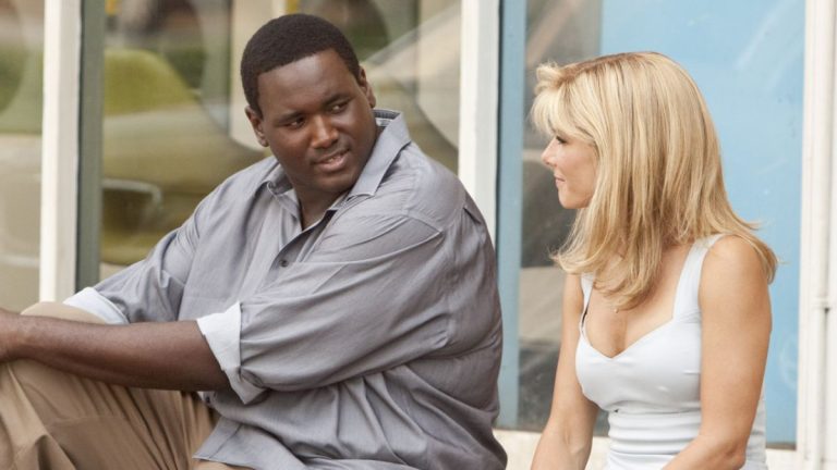 La co-star de The Blind Side de Sandra Bullock répond aux appels pour que son Oscar soit révoqué à la suite des allégations d'exploitation de Michael Oher
