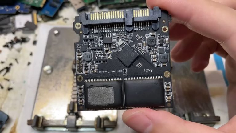 La prétendue NAND fabriquée par SK hynix pour Apple a été découverte cachée dans des SSD bon marché