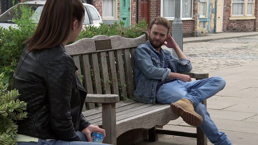 Shona et David Platt dans Coronation Street