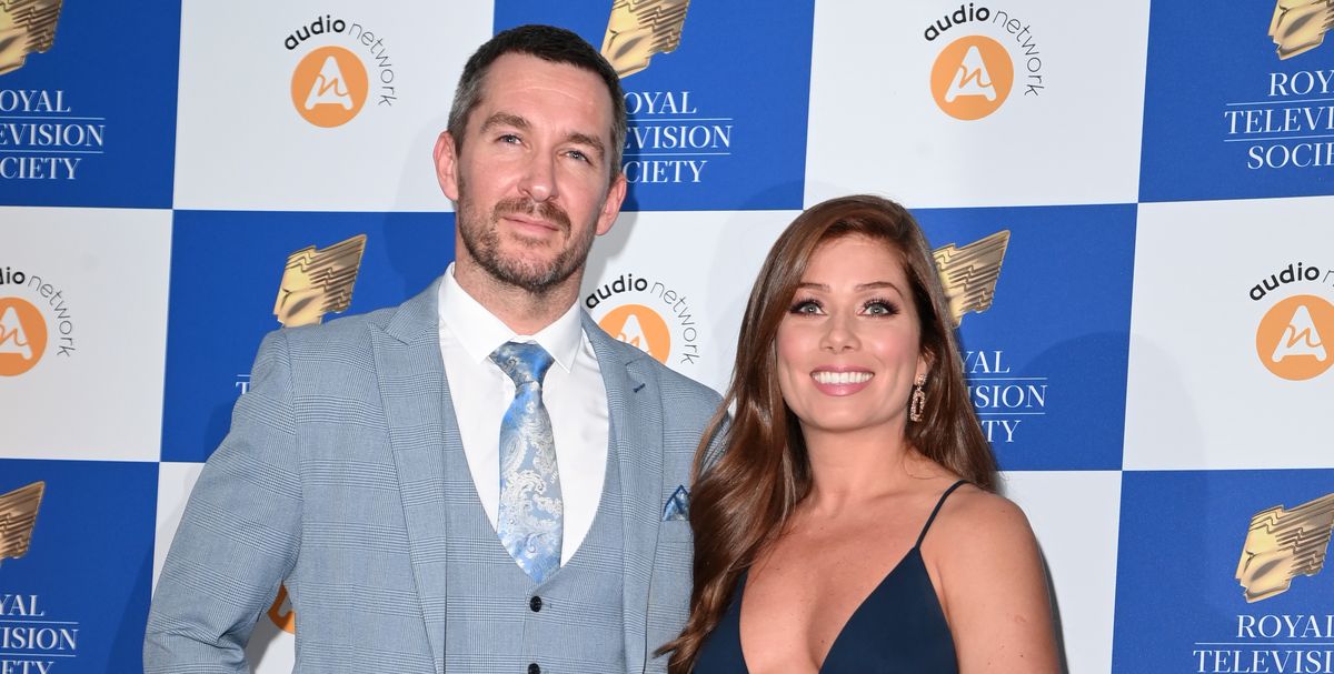 La star de Hollyoaks, Nikki Sanderson, célèbre une étape importante de sa relation avec Anthony Quinlan
