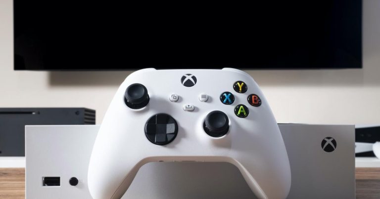 Les manettes sans fil Xbox officielles de Microsoft chutent à 44 $