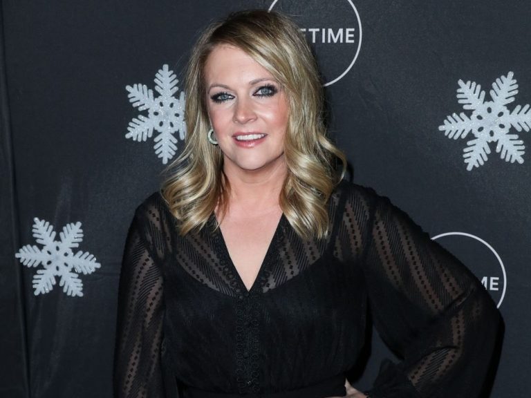 Melissa Joan Hart a failli se faire virer de Sabrina l’apprentie sorcière à cause d’une séance photo racée avec Maxim