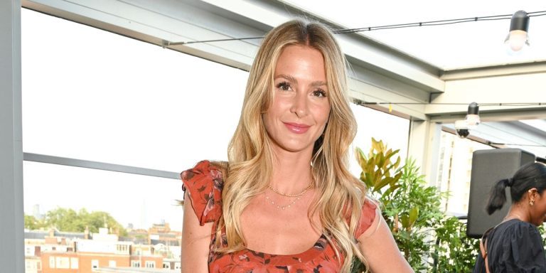 Millie Mackintosh de Made in Chelsea marque un an de sobriété
