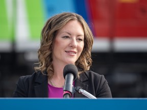 Rebecca Schulz, ministre de l'Environnement de l'Alberta.