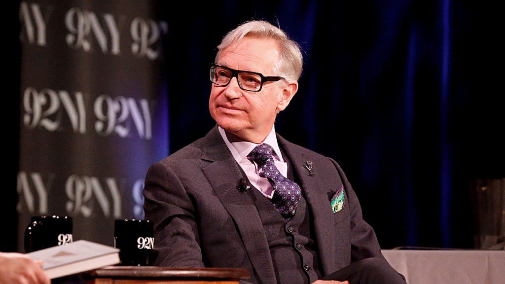 Paul Feig se souvient d'un ami qui a été tué pour avoir arboré le drapeau de la fierté : 