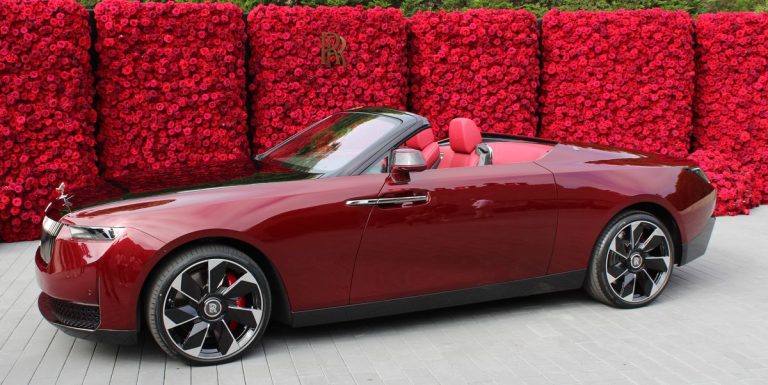 Rolls-Royce Droptail est un extravagant roadster à deux places